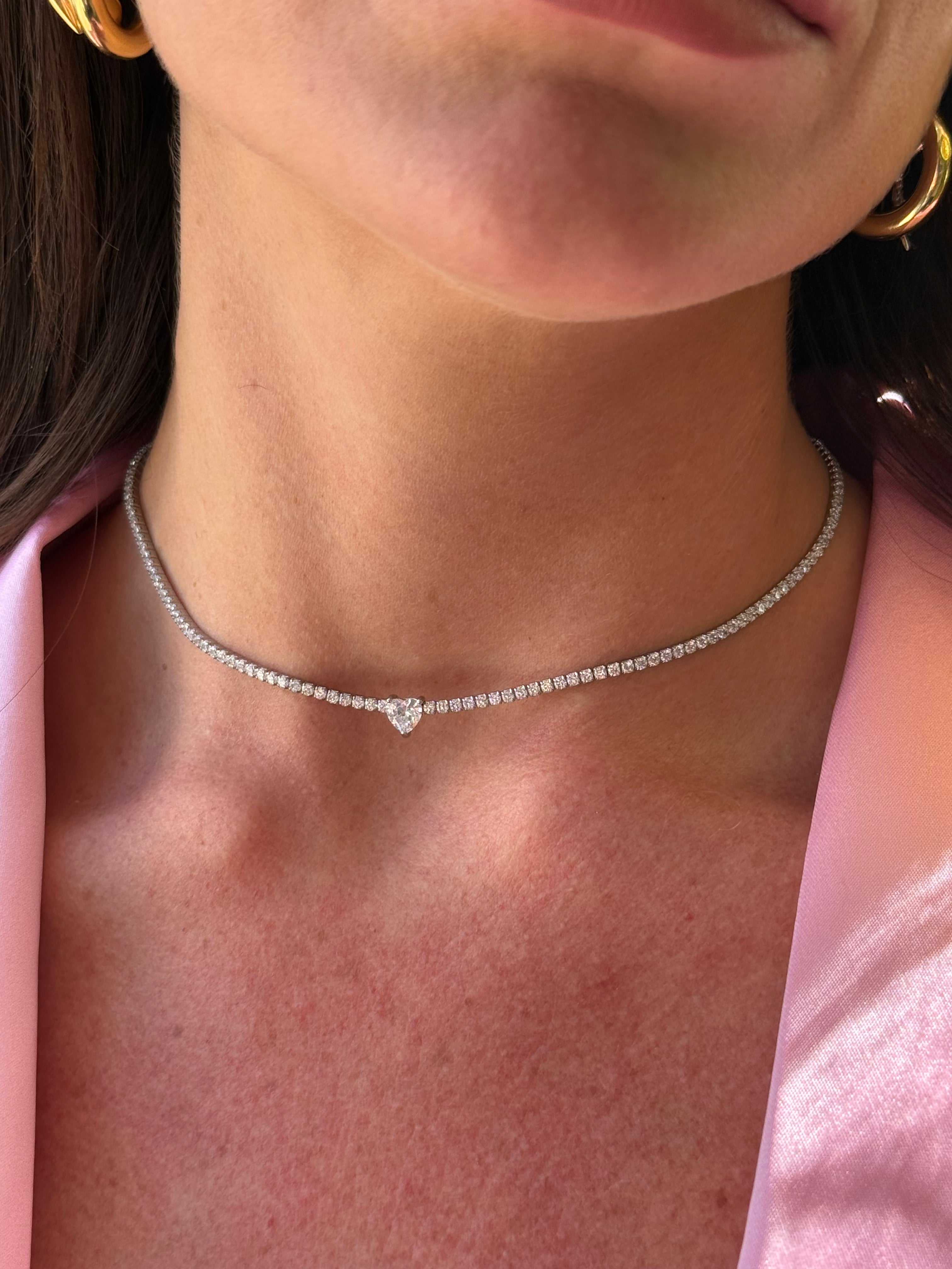 Girocollo Tennis con Cuore Centrale