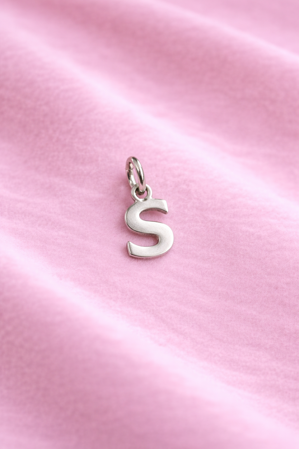 Simbolo per collana componibile, Lettera S