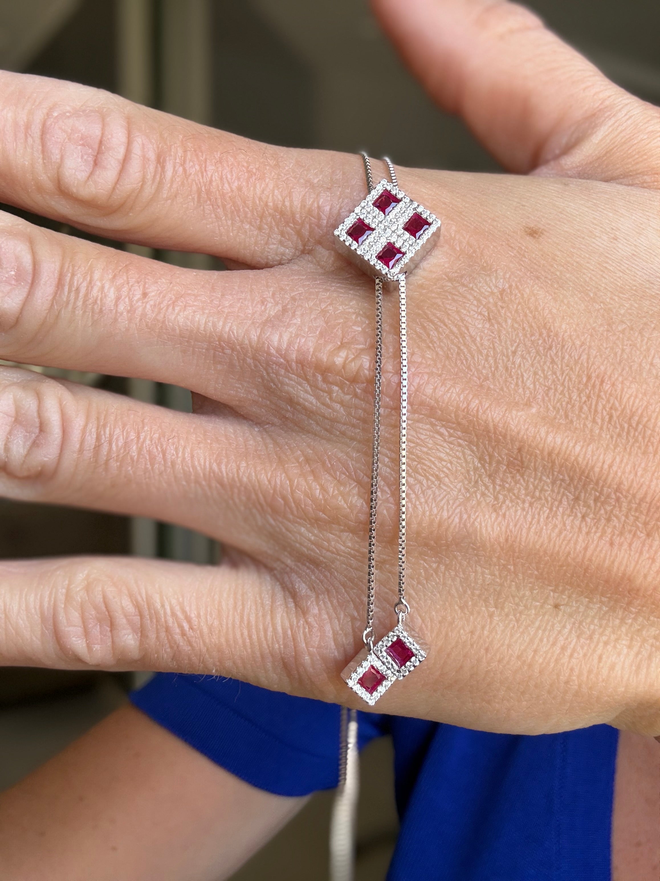 Collana Saliscendi Noir