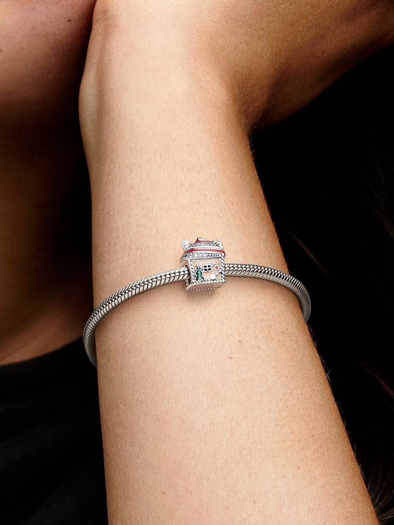 Charm Pandora Casetta di Pan di Zenzero.    792363C01