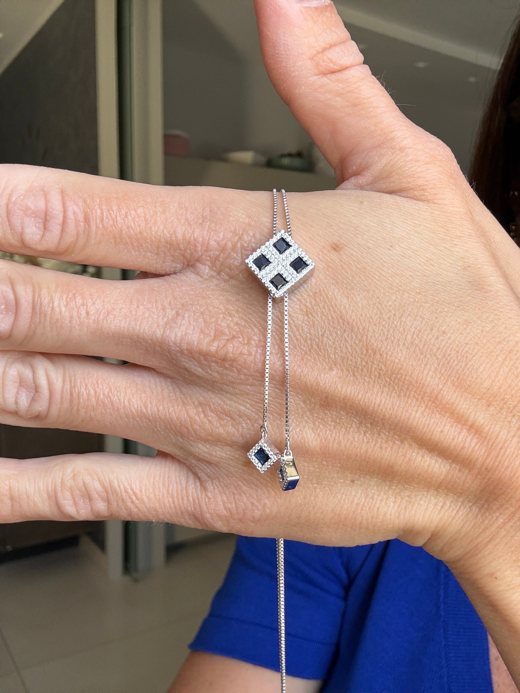 Collana Saliscendi Noir