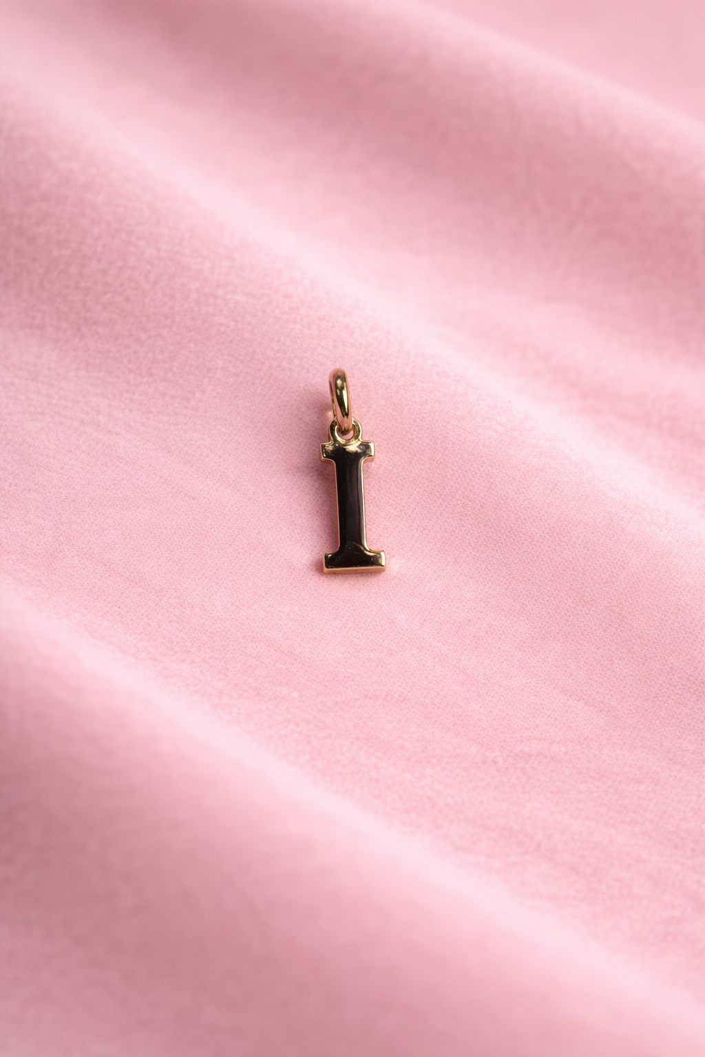 Simbolo per collana componibile, Lettera I