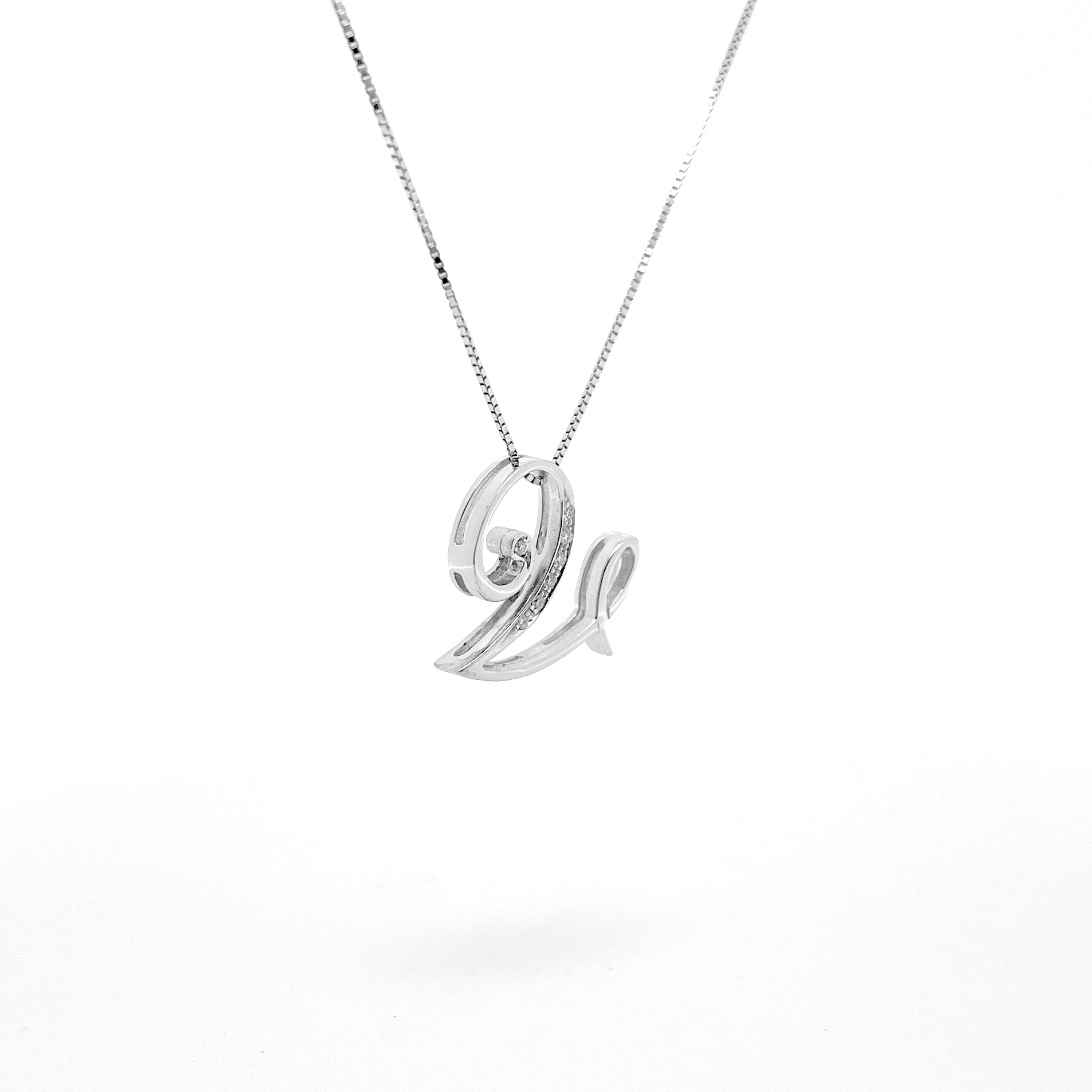 L' Alfabeto Brasile, Collana Lettera V In Oro 18kt & Diamanti