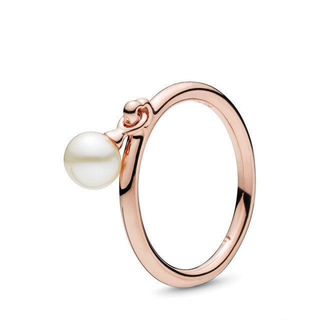 Anello Pandora Perla Pendente Rosè.      187525P